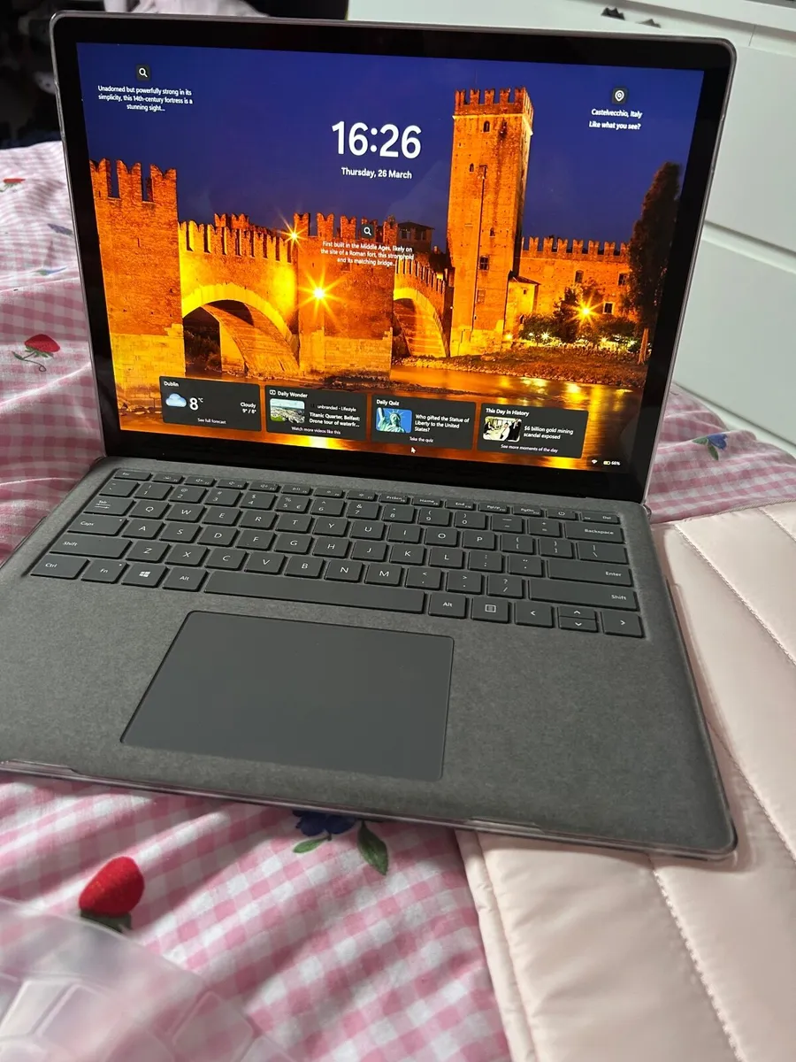 Microsoft Surface  Laptop 4 - Image 1