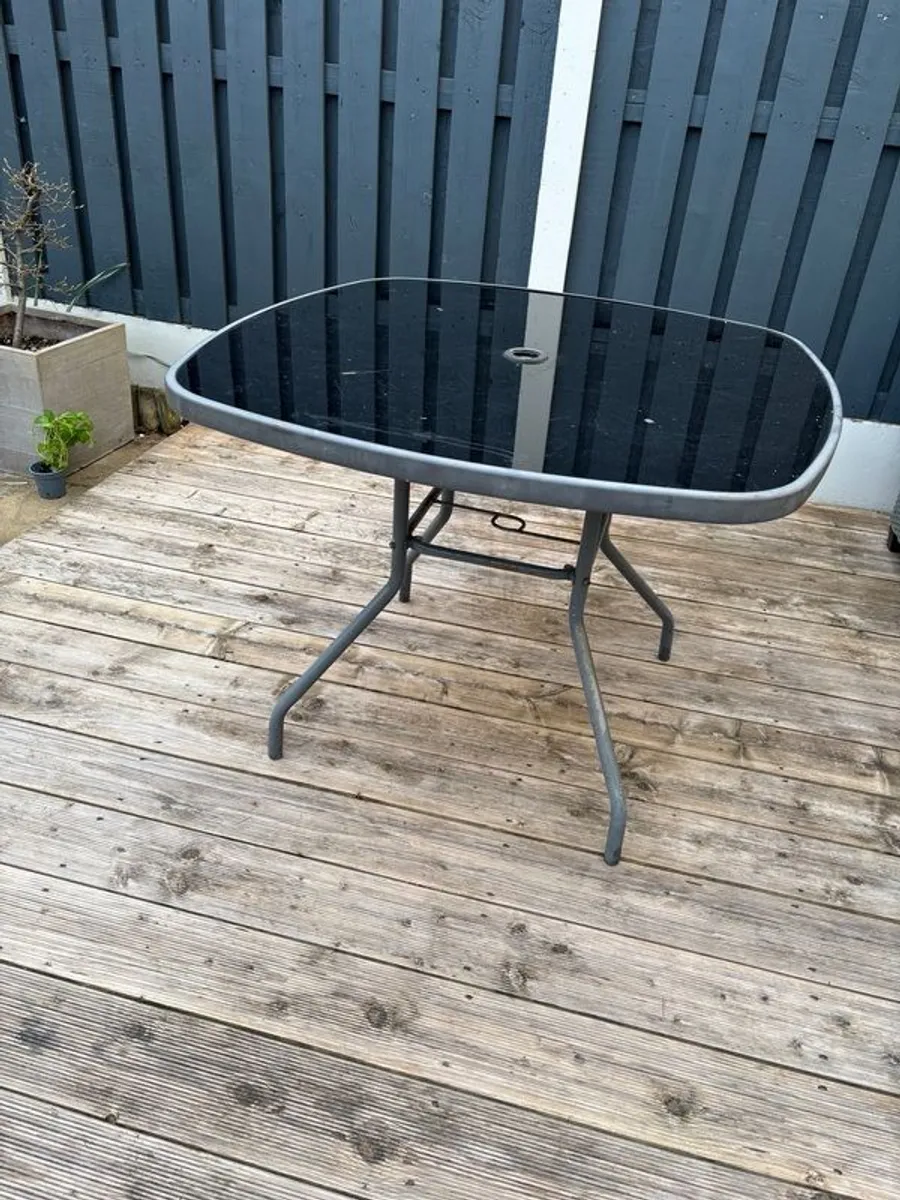 Garden chair & table - Image 4