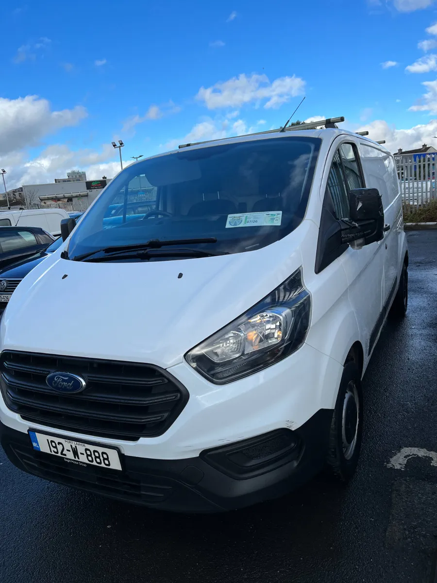 Ford Transit Custom 2019 - Image 2