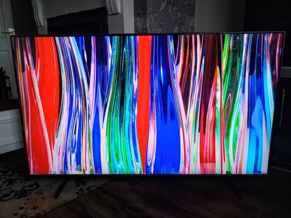 Samsung 55" QLED 4K UHD SMART TV QE55Q60DAU - Image 4