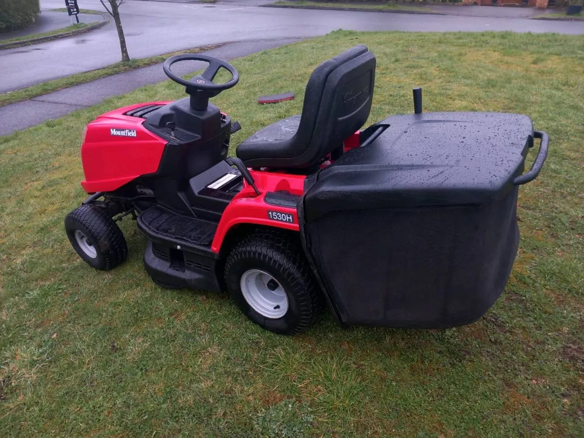 Ride on lawnmower - Image 4