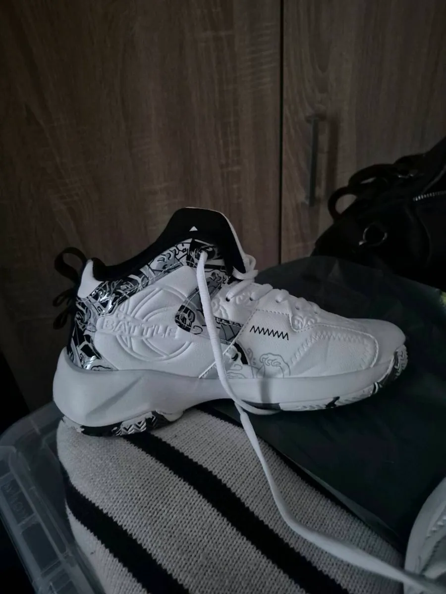 BASKETBALL TRAINERS - Image 2