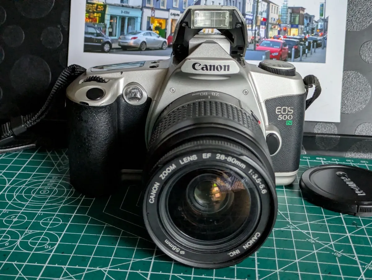 🎞️ Canon EOS 500N film AF SLR+ 28-80mm zoom - Image 1