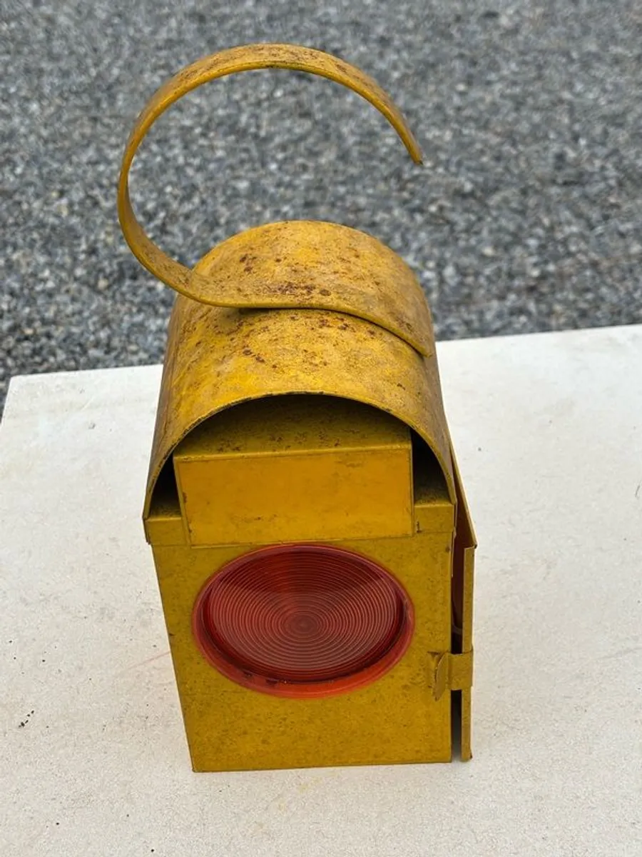 Vintage road lanterns - Image 1