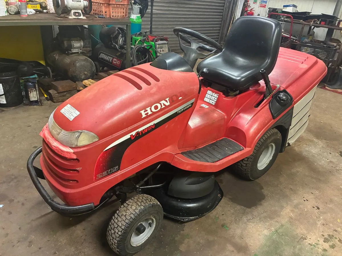 tractor lawmower - Image 1