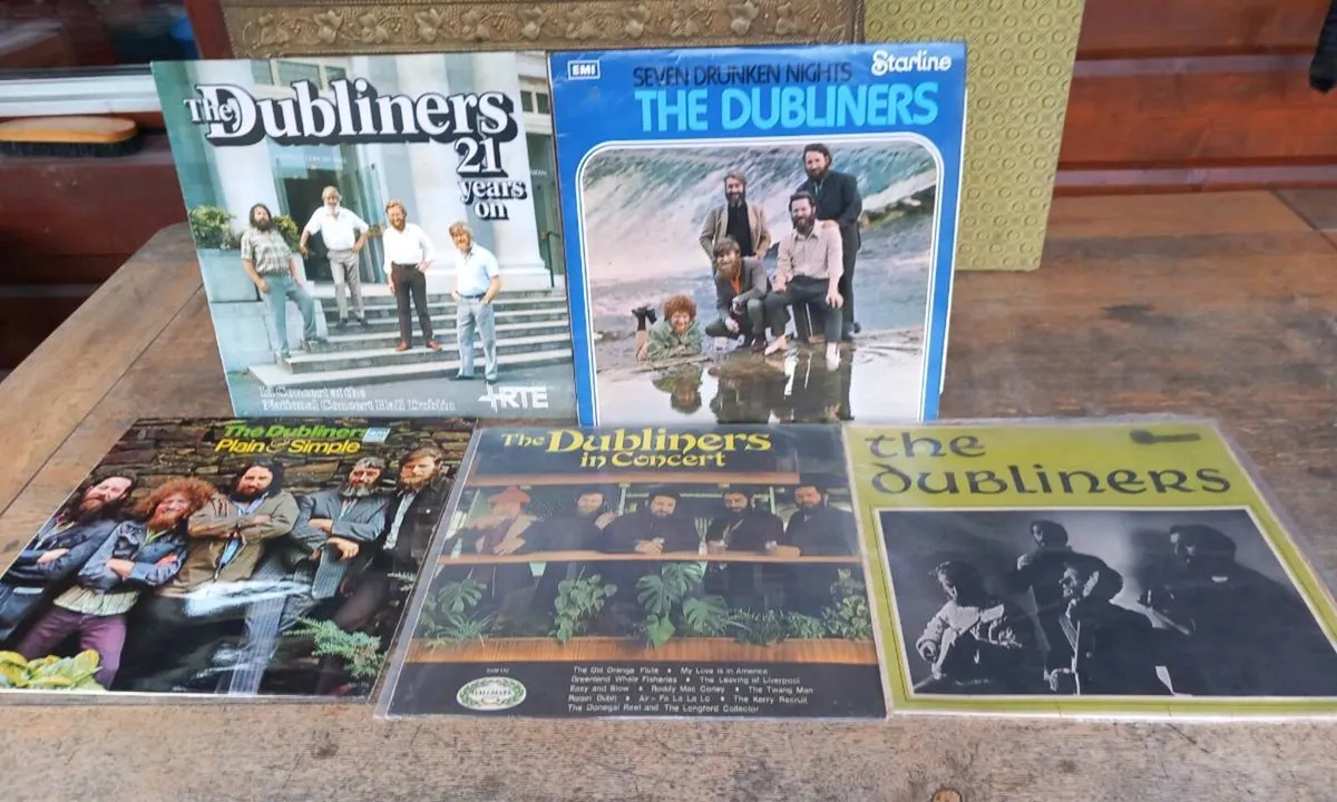 5 LPs by The Dubliners, vintage,  D18 - Image 1