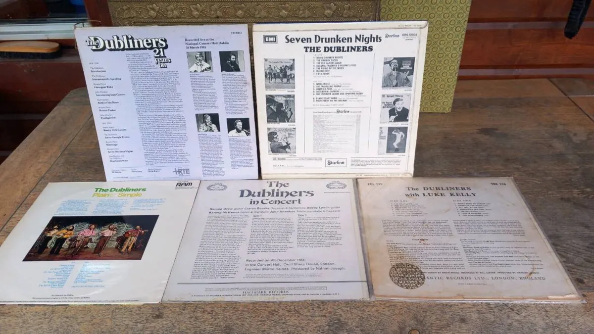 5 LPs by The Dubliners, vintage,  D18 - Image 2