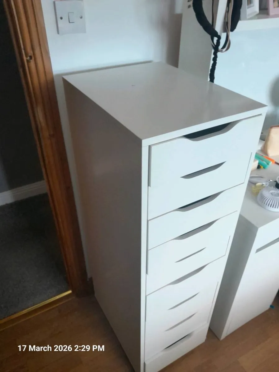 White Tall Bedroom Press - Image 2