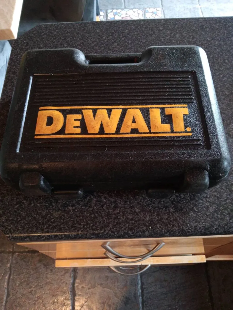 DeWalt 18v xr impact with battery and charger - Image 1