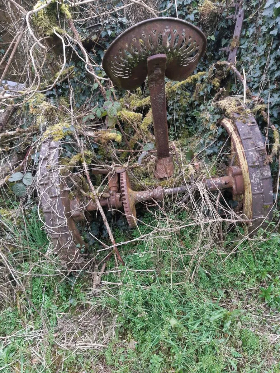Antique horse drawn mower - Image 1