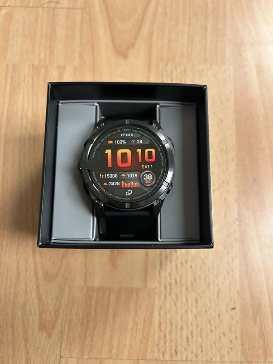 Garmin Fenix 8 PRO - Carbon Grey DLC Titanium - 51mm - Image 3