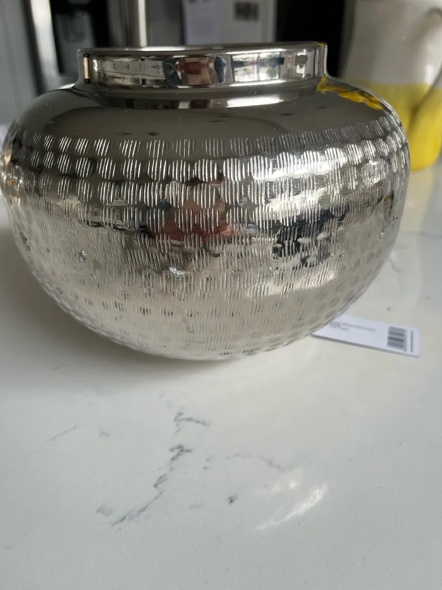 Silver bowl - Image 1