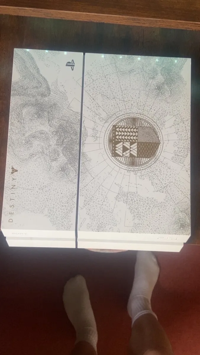 PlayStation 4 - Image 2