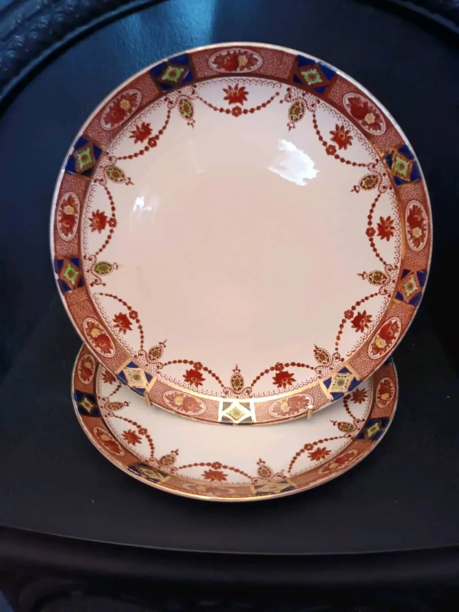 Collection  of ARKLOW  812 Alton Dinnerware. - Image 3
