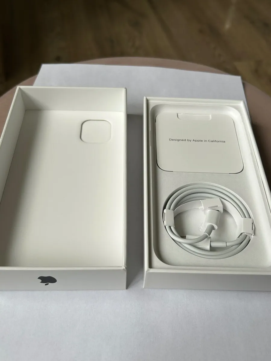 iPhone 11 64GB - Image 4