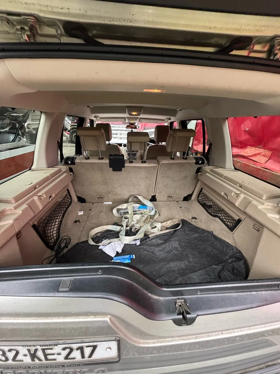 Land Rover Discovery - Image 4