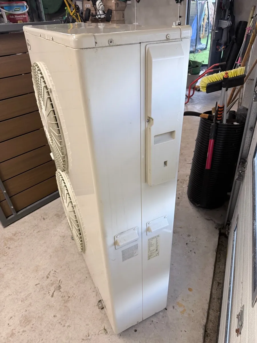 Grant 12 KW Areona Heat Pump - Image 3