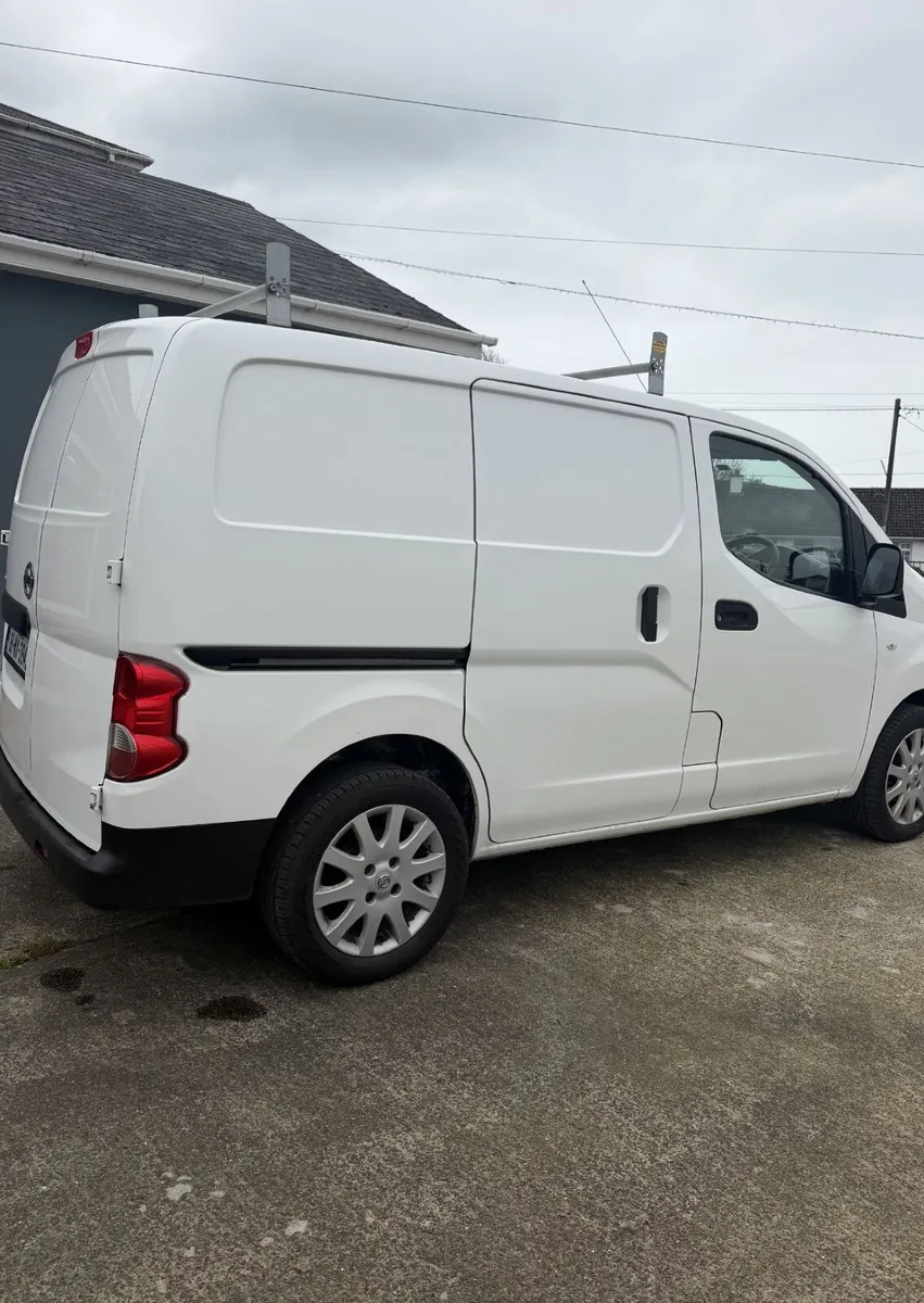 Nissan NV200 2018 - Image 2