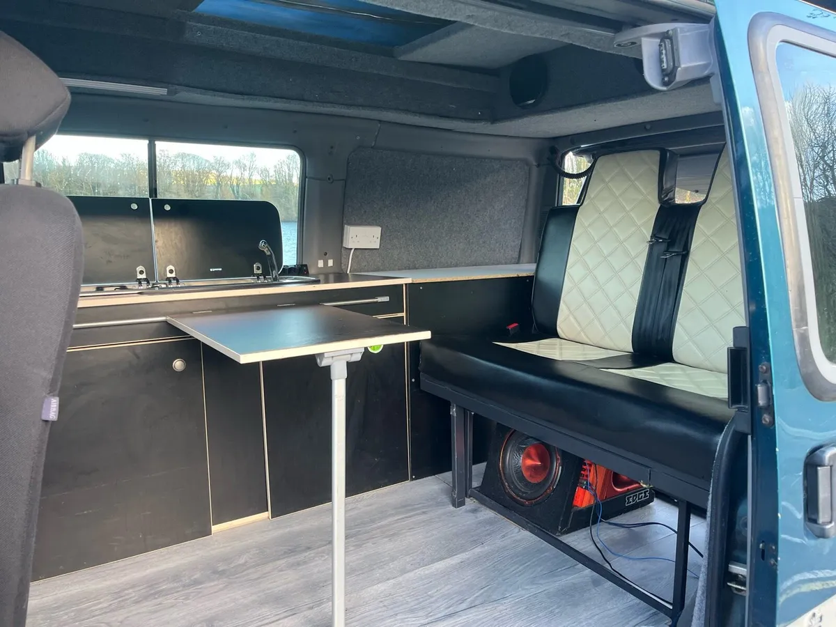 Campervan - Image 4