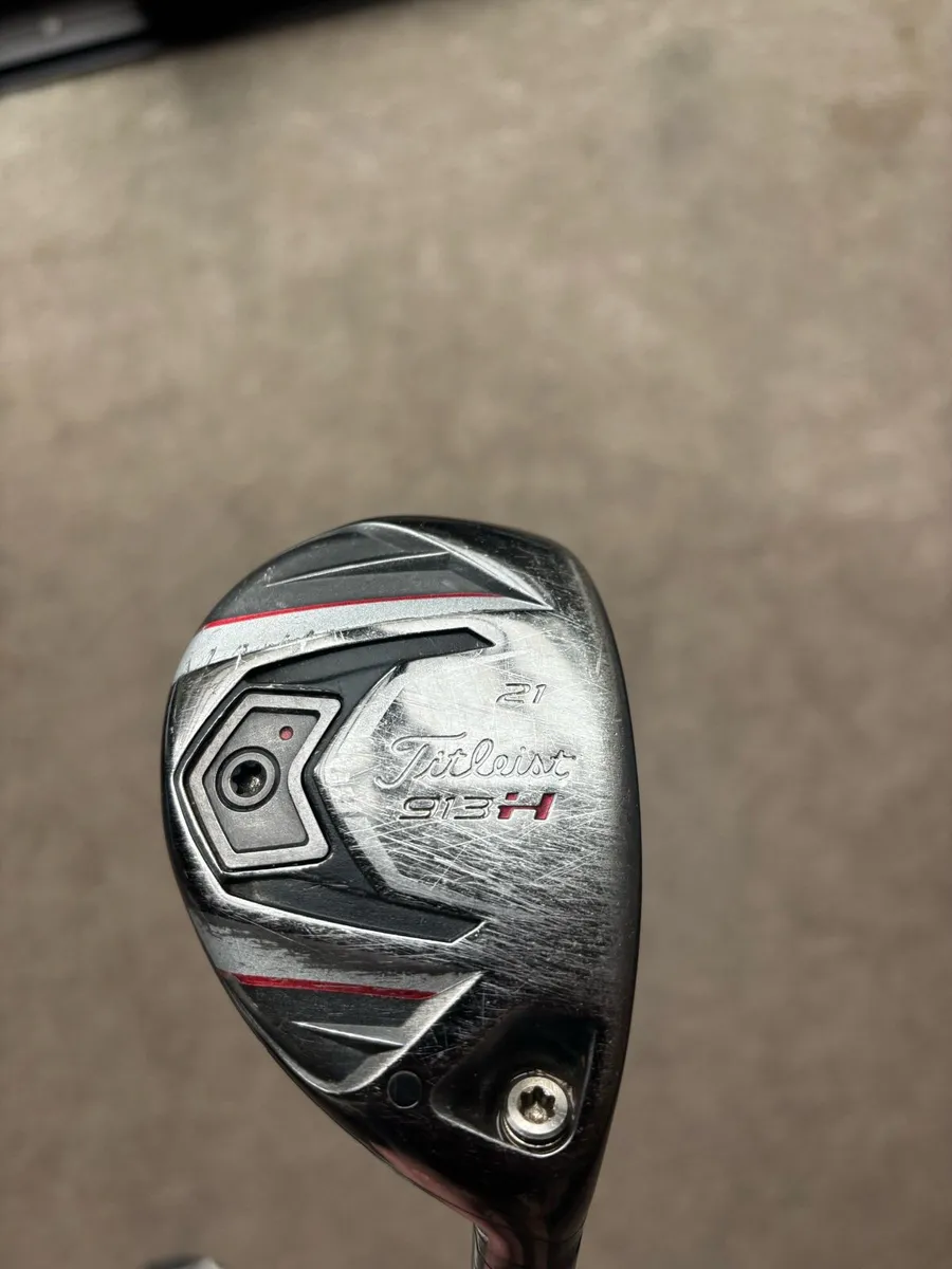 Titleist 913h hybrid - Image 1