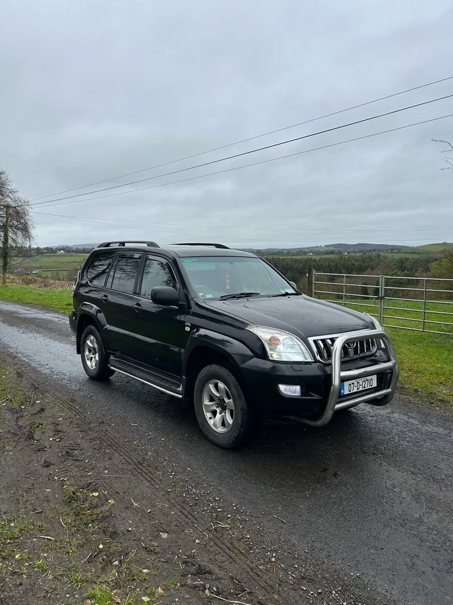 Toyota Land Cruiser - Image 2