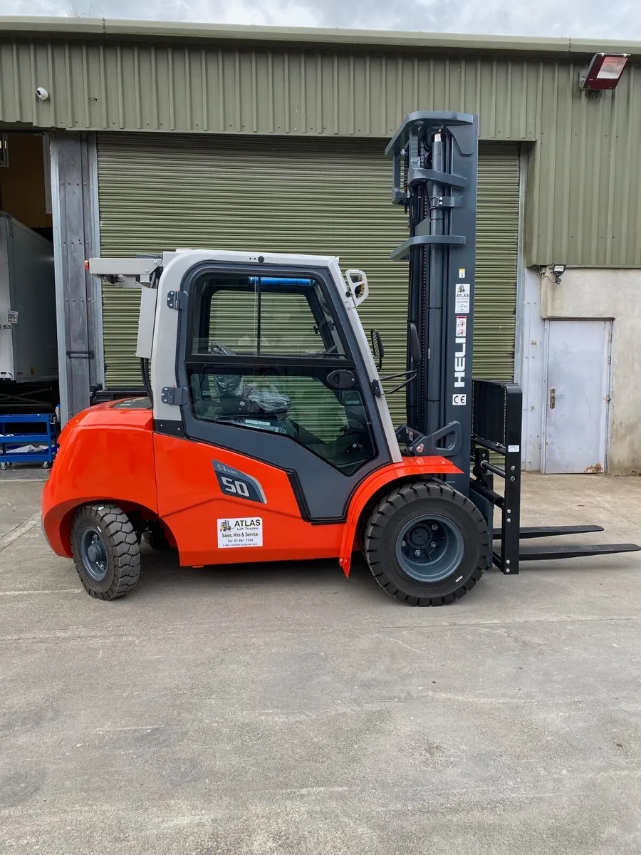 New Heli 5 ton forklifts - Image 1