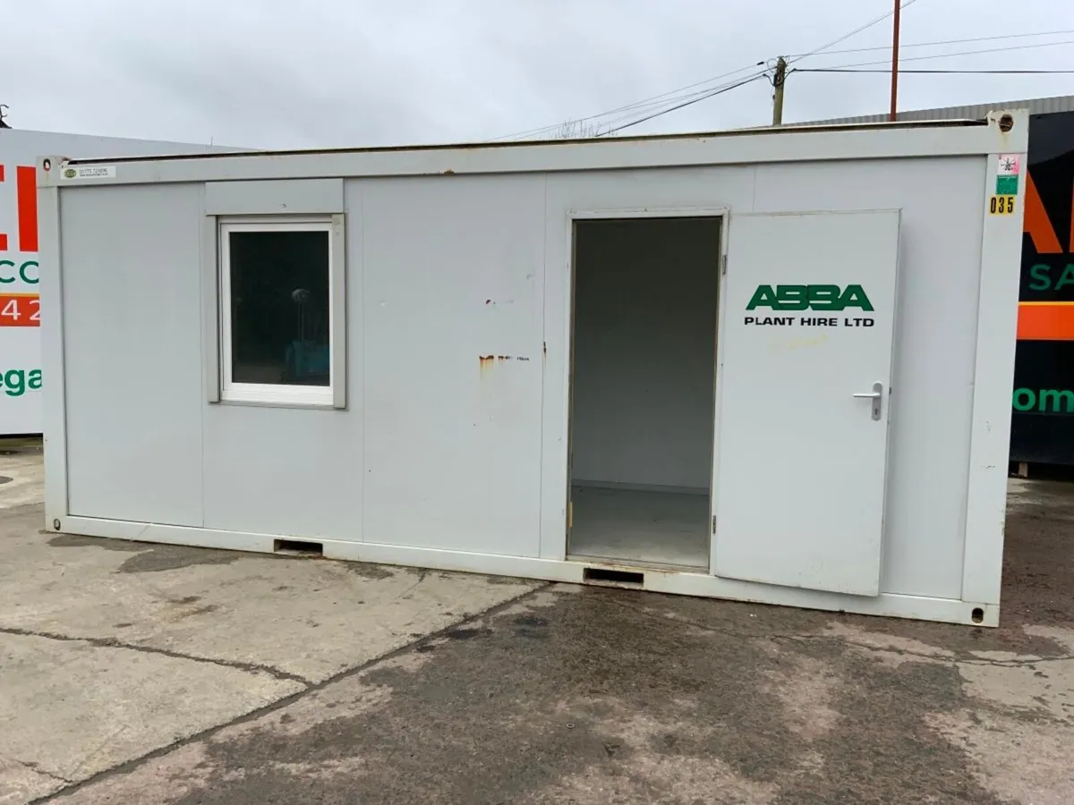 20ft  OPEN PLAN SITE OFFICE CONTAINER.........1971 - Image 1