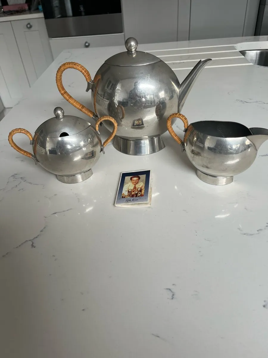 Pewter three piece tea set - Image 1