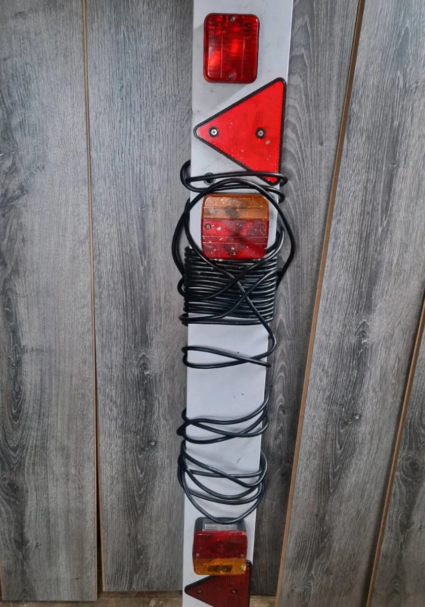 Electric grinder - Image 2