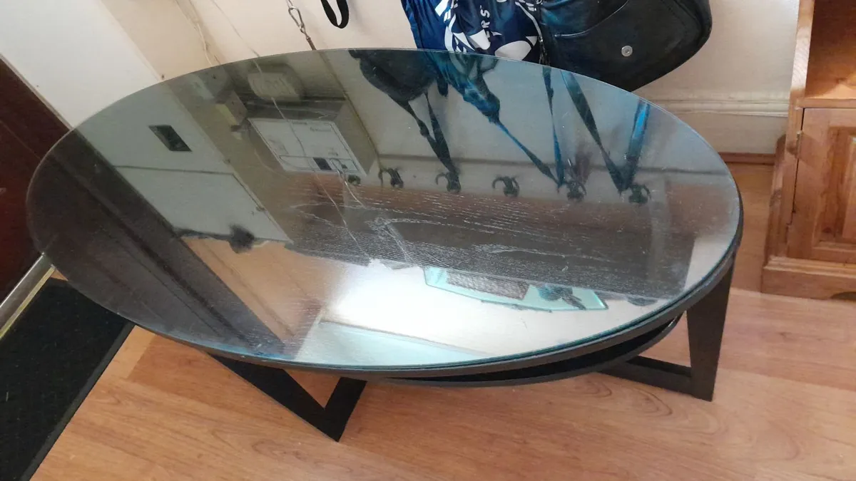 Free coffee table - Gone! - Image 2