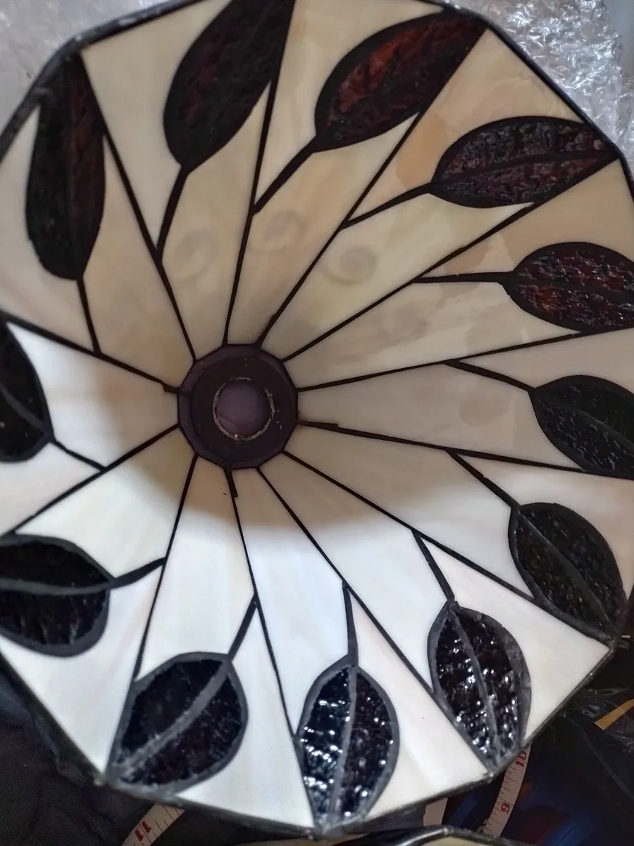 Heavy Tiffany lamp shade - Image 3