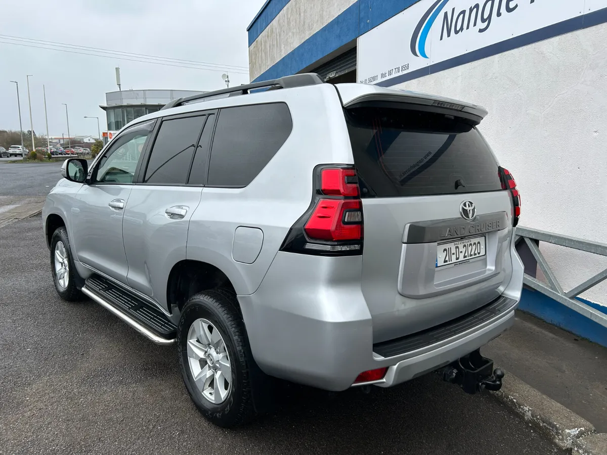 Toyota Land Cruiser €29,180 + VAT.  AUTOMATIC - Image 3