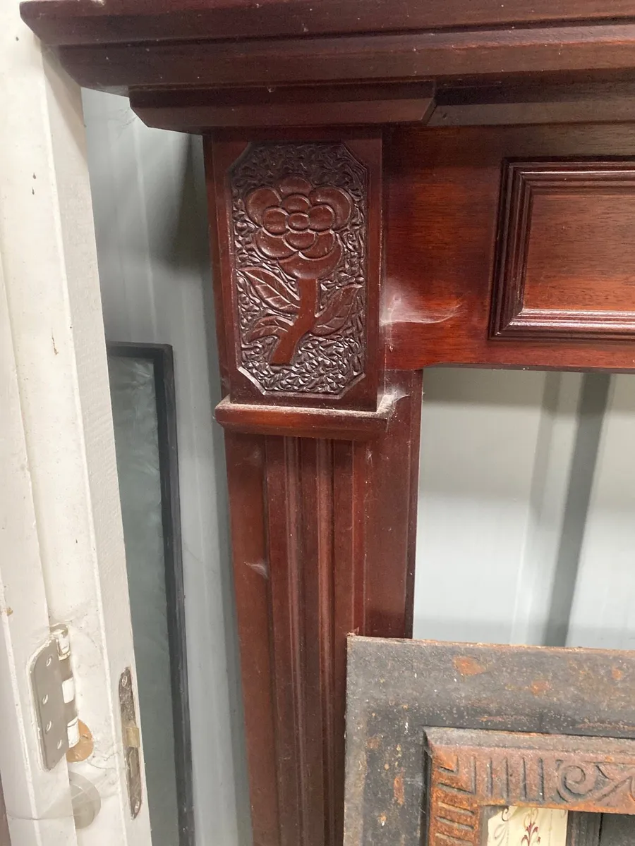 Cast iron fireplace and mahogany surround - Image 2