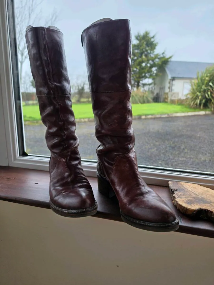 Vic Matie Italian Leather boots - Image 2