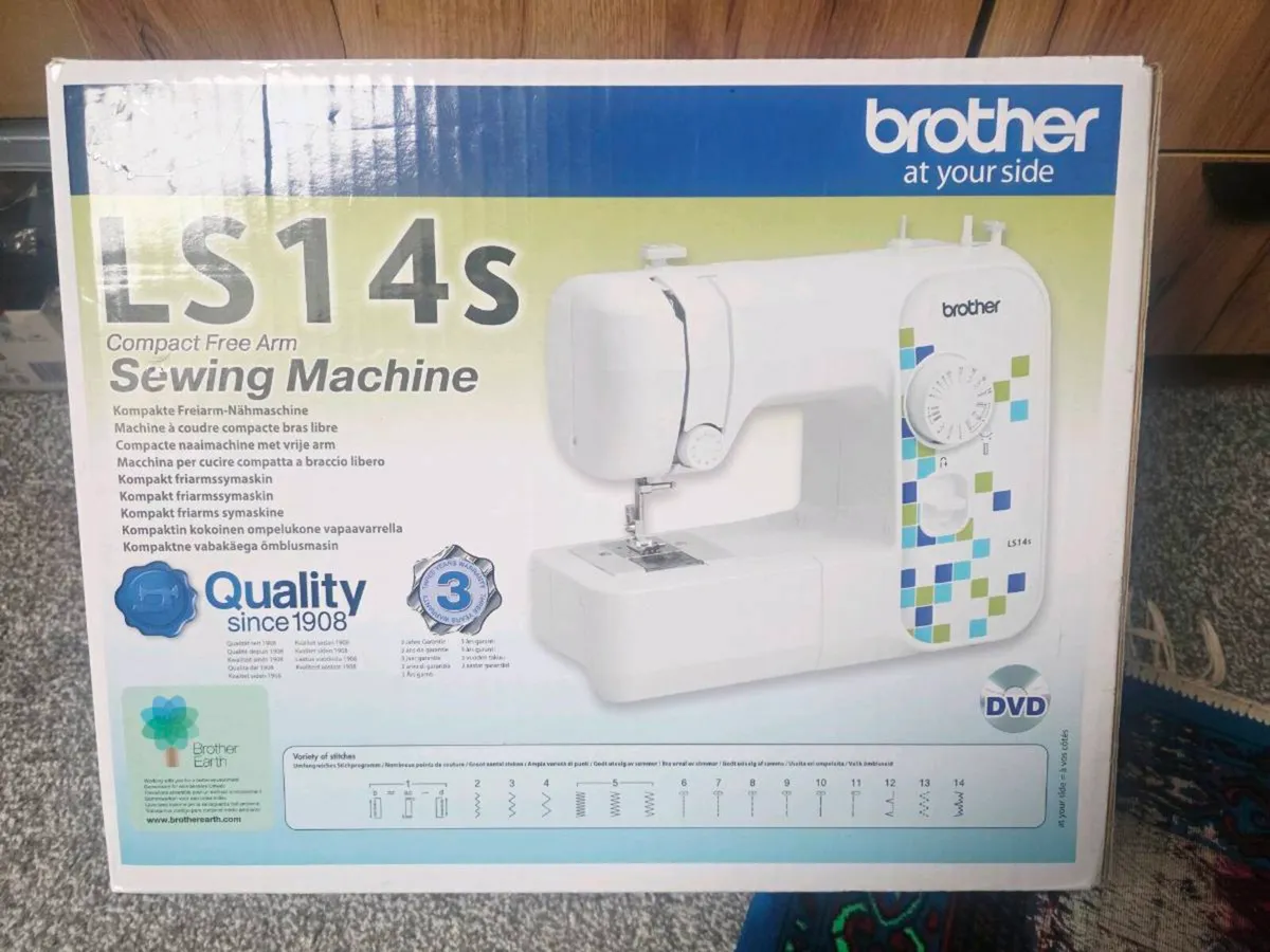 Sewing machine - Image 1