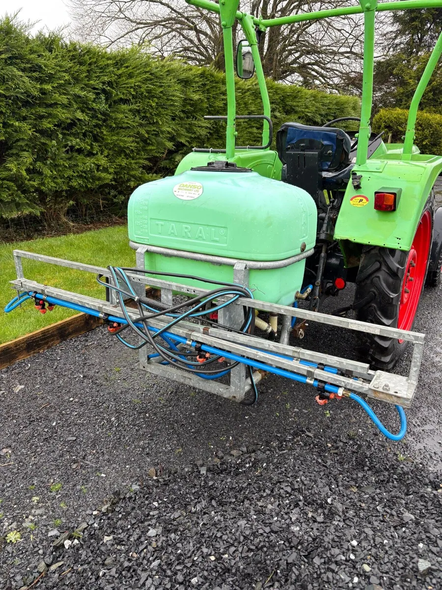 200 lt sprayer for sale - Image 1