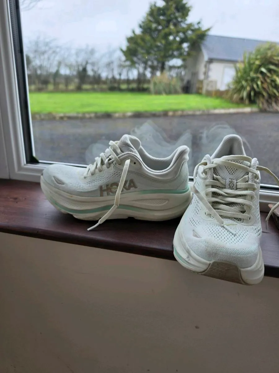 HOKA Bondi 9 trainers - Image 4