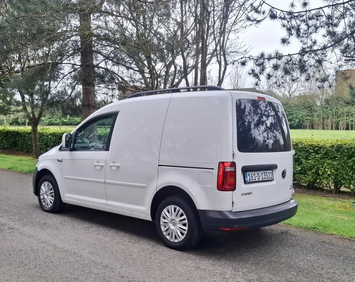 Volkswagen Caddy 2016 DOE 3/27 - Image 2