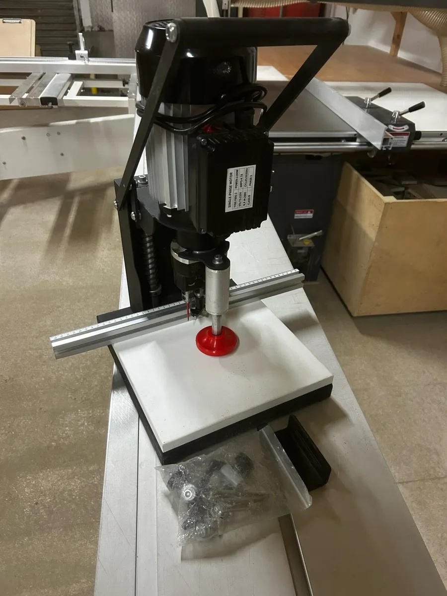 Hinge drill - Image 1