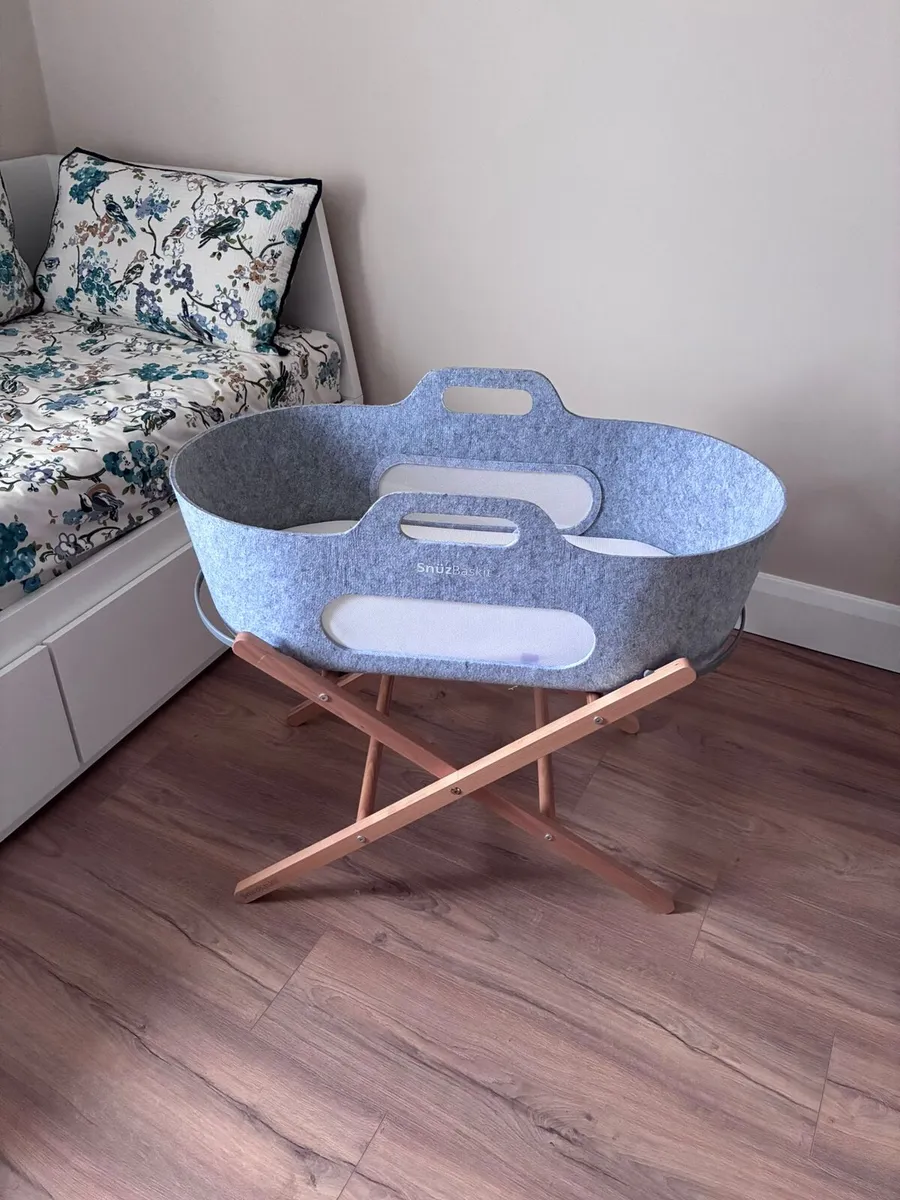 snuzbaskit moses basket & stand bundle + 4 sheets - Image 3