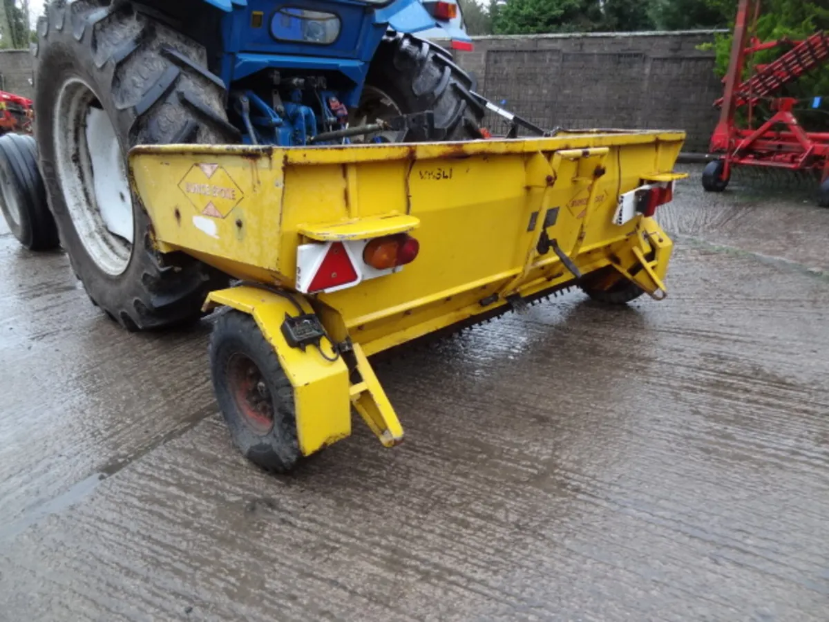 Bunce Epoke Salt Grit Spreader - Image 1