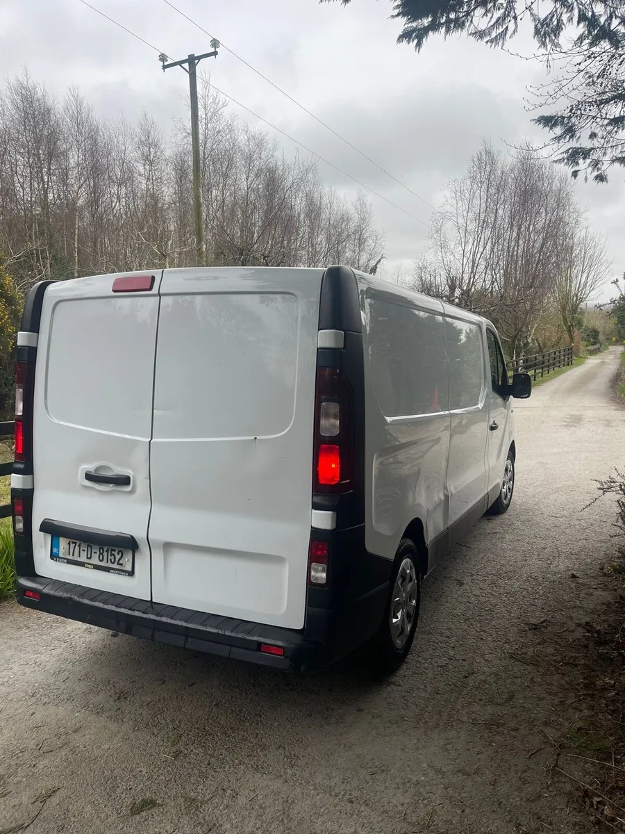 Renault Trafic Van - Image 4