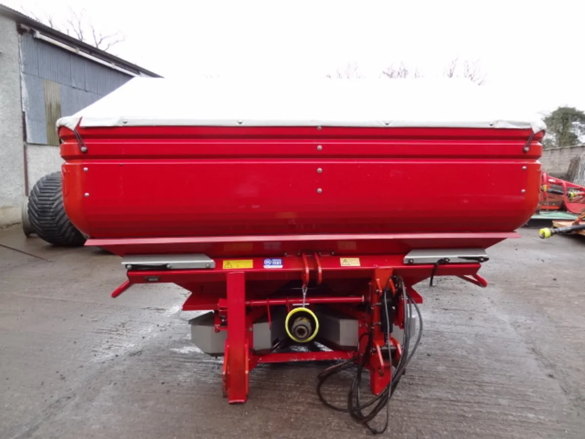 Centreliner SX6000 Fertiliser Spreader - Image 2