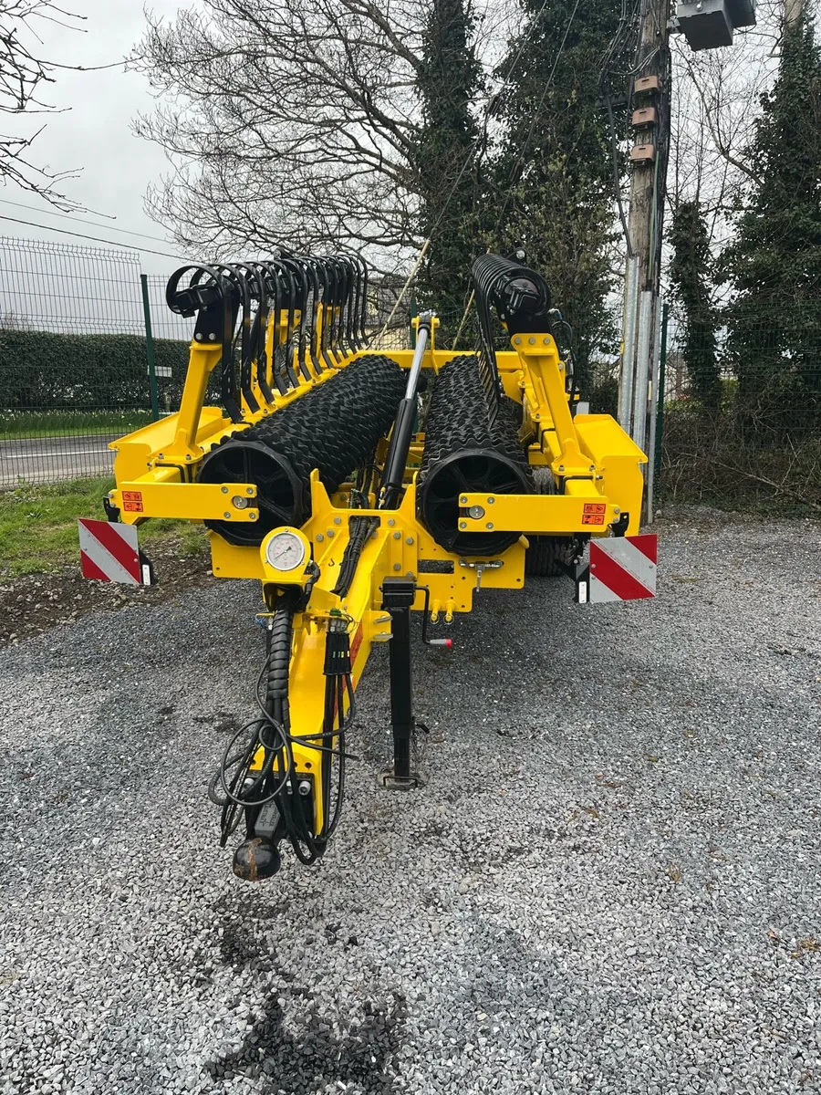 Bednar Galaxy 8300 - Image 1