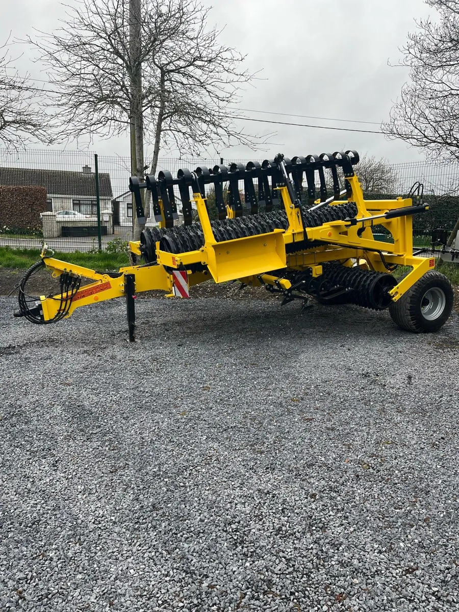 Bednar Galaxy 8300 - Image 3