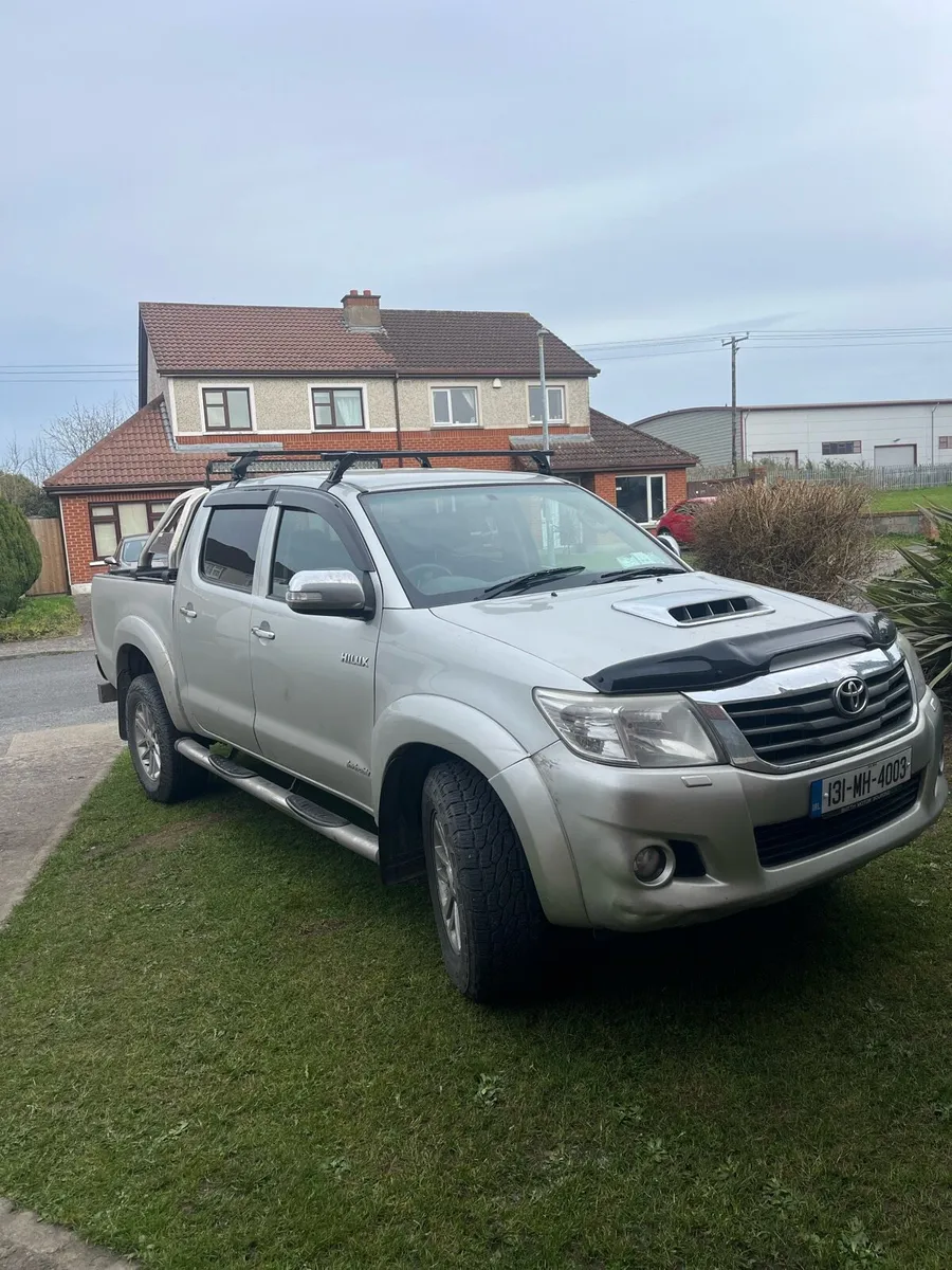 Toyota Hilux - Image 1