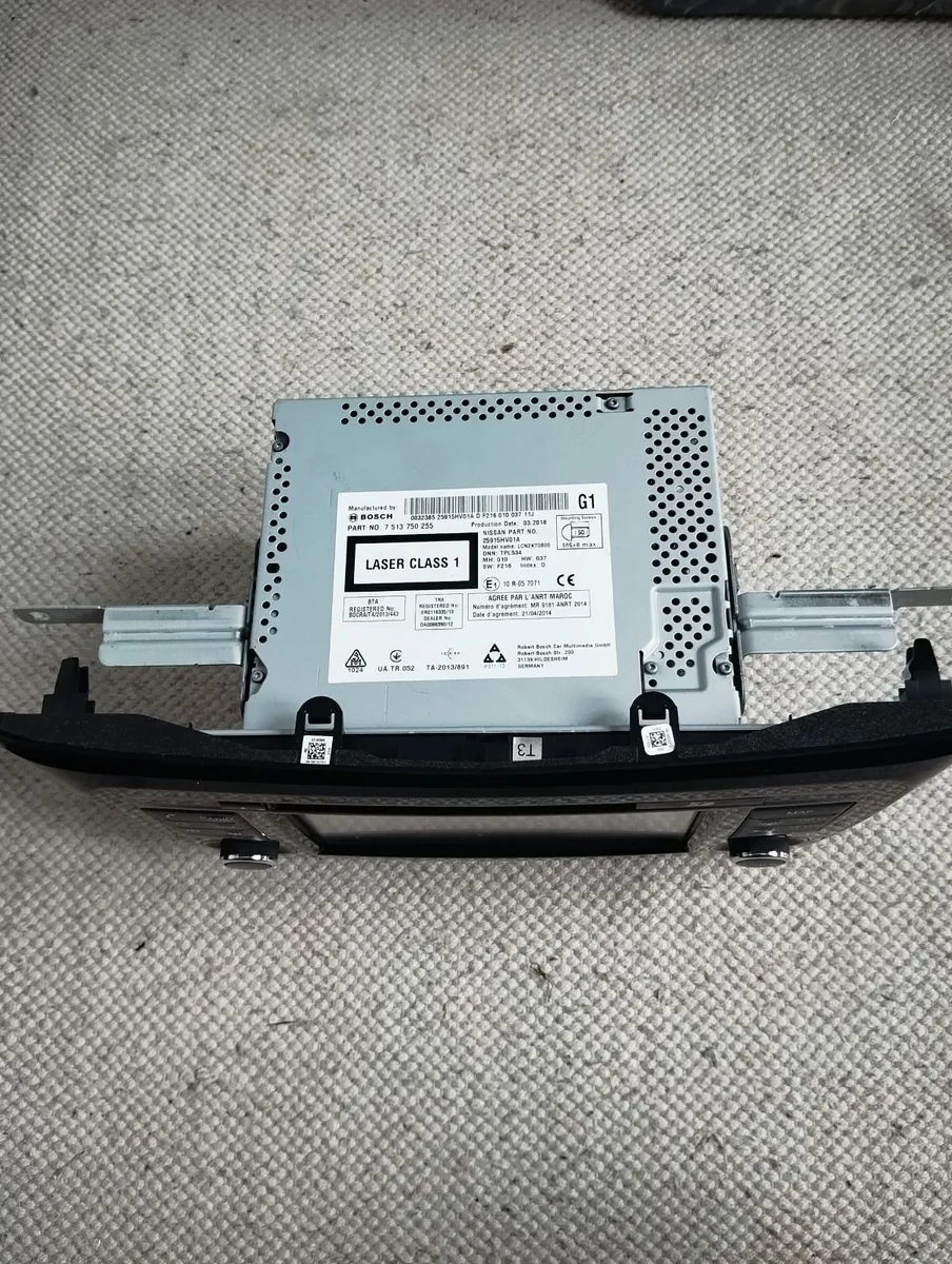Nissan Qashqai 2019 original radio console - Image 1