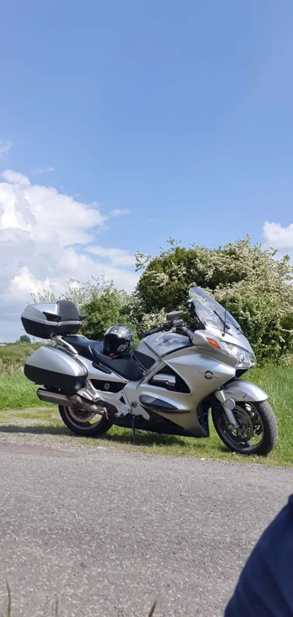 Honda Pan European - Image 1