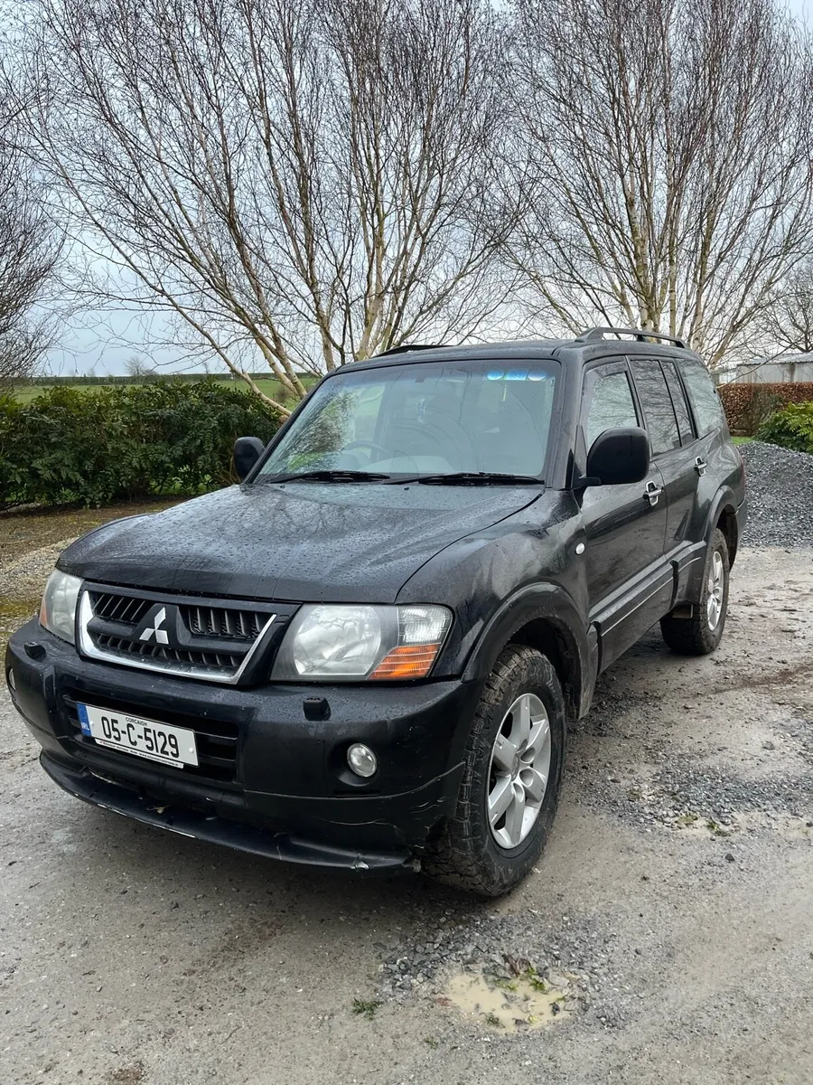 Crewcab Pajero - Image 2