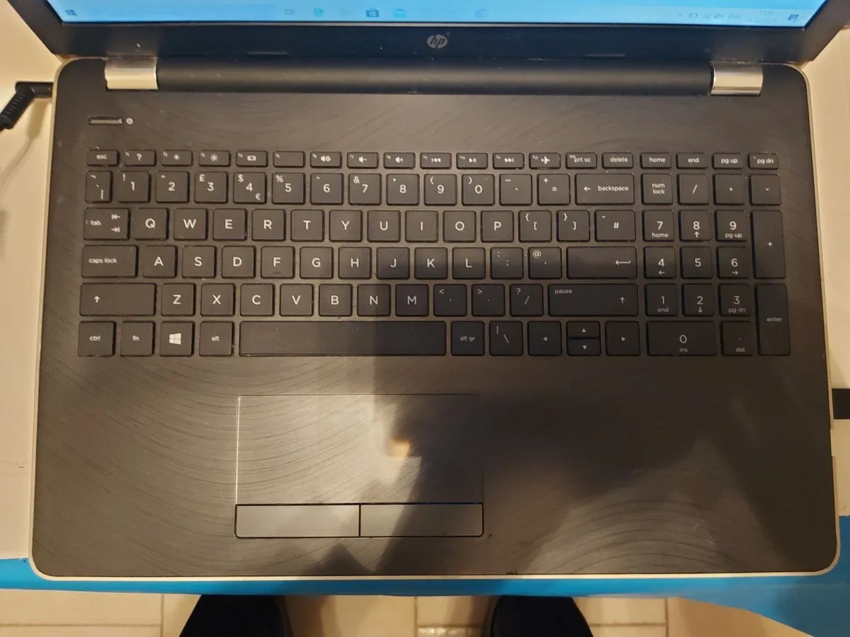 HP 15.6 inch Laptop Model 15-bw066sa, 4GB RAM, 1TB - Image 3